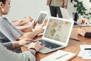 AI Meeting Assistant CRM Integration Matrix (2026): Native vs. Zapier, Verified