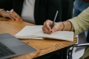 Fireflies.ai Review 2026: The Honest Breakdown for Revenue Teams