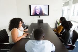 MeetGeek Alternatives (2026): What Teams Switch To (and Why)